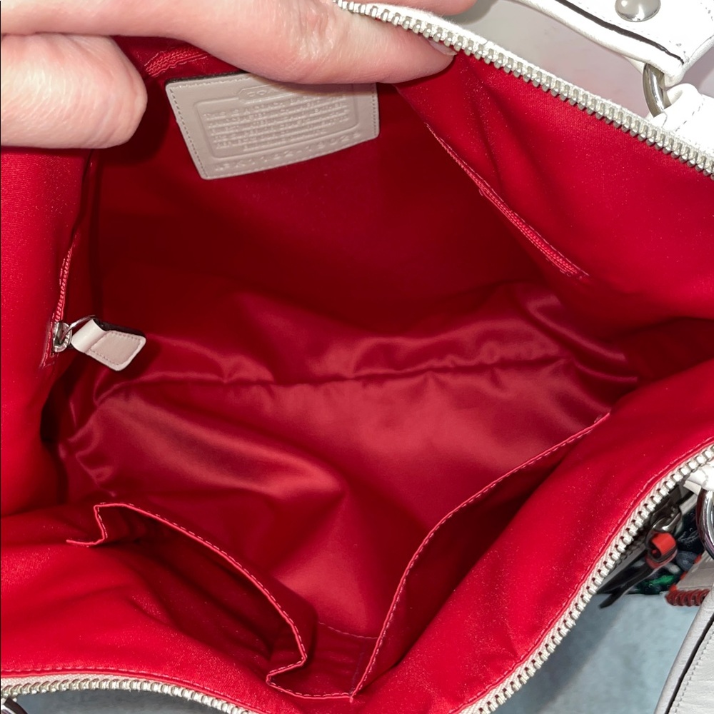 Coach ‘Poppy’ Flower Glam Tote - Picture 9 of 11